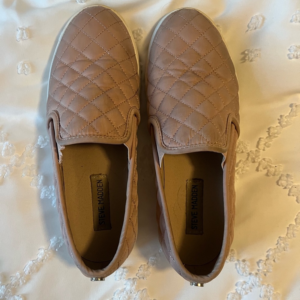 Steve Madden flats